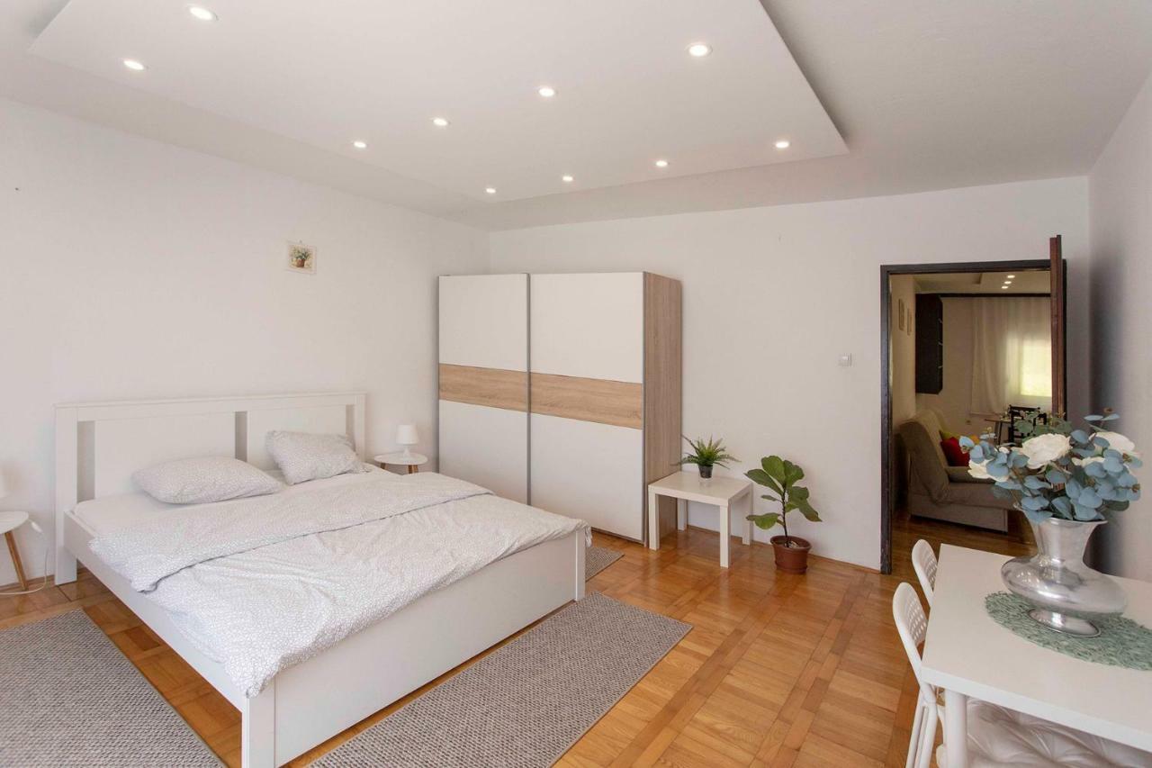 Apartman Zen Zagabria Esterno foto